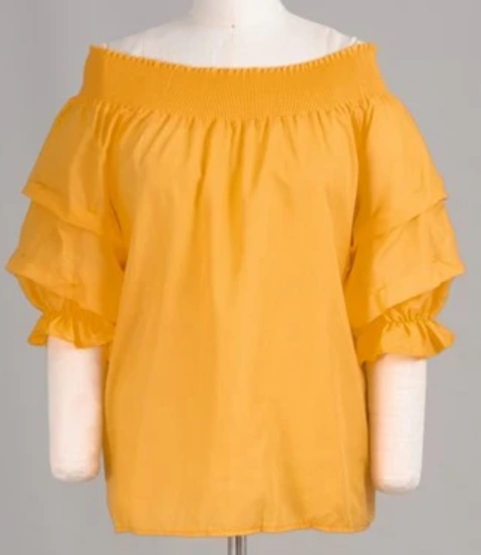 Off Shoulder Sleeved Scrunch Top